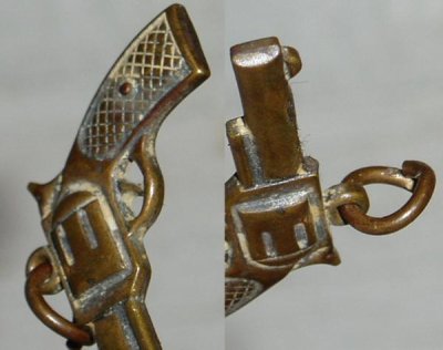 画像2: 40's Brass "Gun" Charm