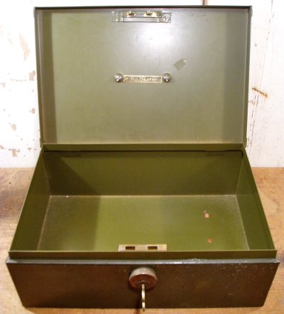画像1: 1940's "ASCO NEW YORK" Steel Safety Box with Key