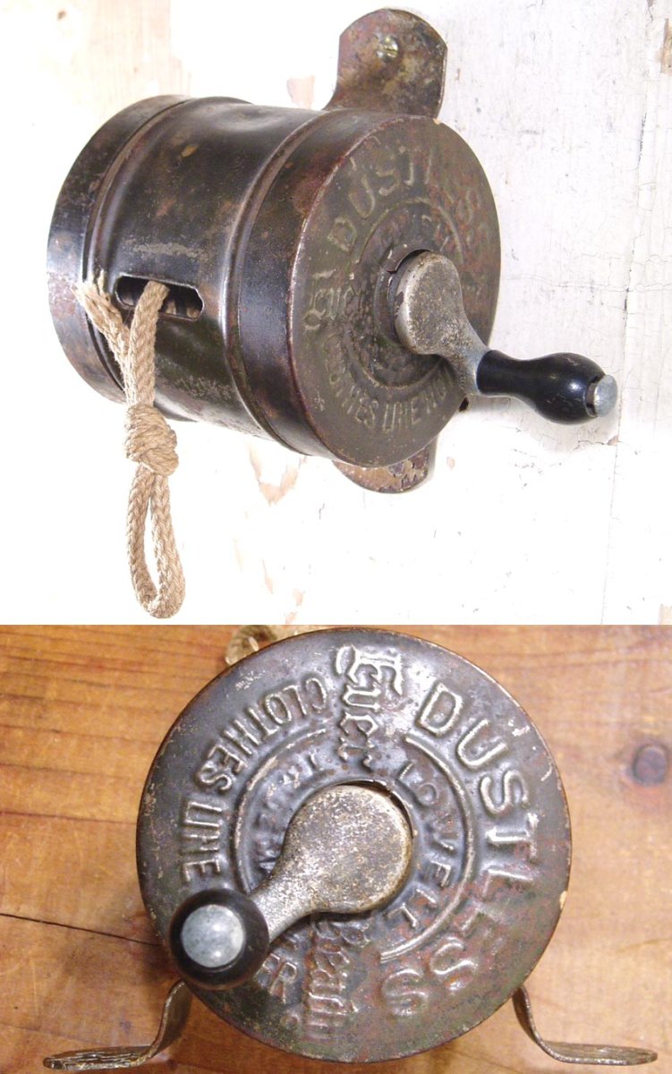 画像1: 1910-20's Wood Handle "Clothes-Line" Reel (1)