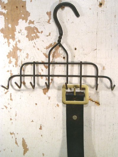 画像1: 1920-30's "Black Steel" Waist Belt Hanger？