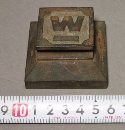 画像3: Cast Iron " W " Pencil Holder ＆ Paper Weight