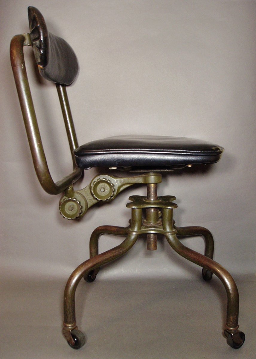 画像1: 1930's-early 40's "Machine age" Swivel Desk Chair  (1)
