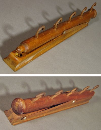 画像2: 1920's  "Wood＆Seel" Wall Mount Folding Hanger Rack