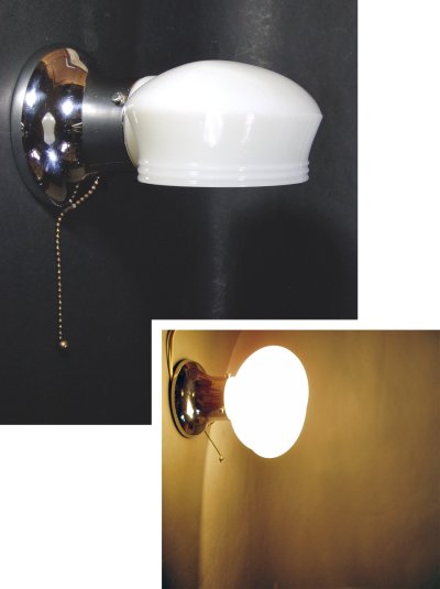 画像1: 1940's Art Deco "Chrome" Bathroom Lamp 