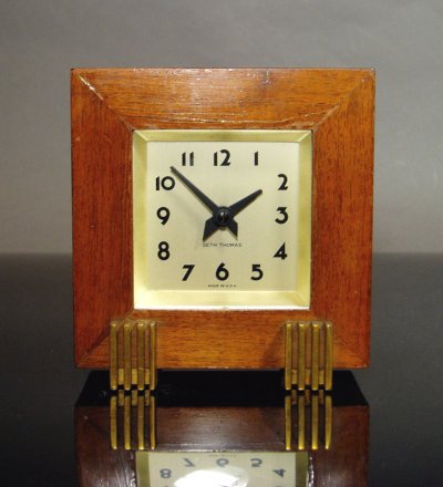 画像1: 1930's "Art-Deco"  Square Wood Desk Clock