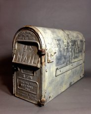 画像1: PAT.1899 "Cast Iron" U.S.MAIL BOX (1)