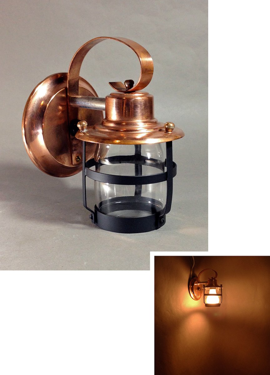 画像1: 1940's "Copper" Outside Porch Lamp (1)