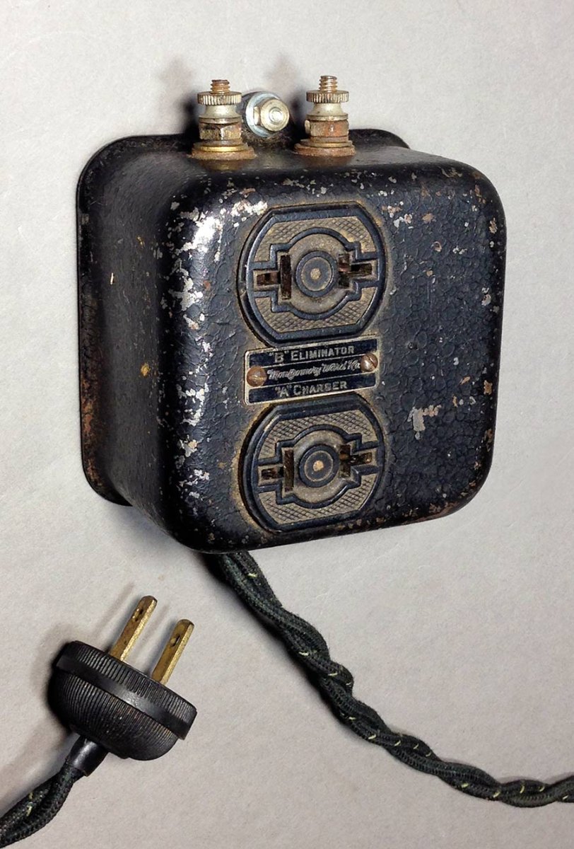 画像1: 1920-30's  Extension Cord + 2-Outlet Steel Box　【Montgomery Ward＆Co.】 (1)