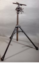 画像2: 1910's "Cast Iron" Adjustable Drafting Table Base (2)