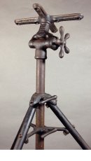 画像1: 1910's "Cast Iron" Adjustable Drafting Table Base (1)