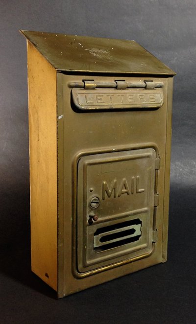 画像1: 1920-30's "CORBIN LOCK CO." Brass Wall Mount Mail Box