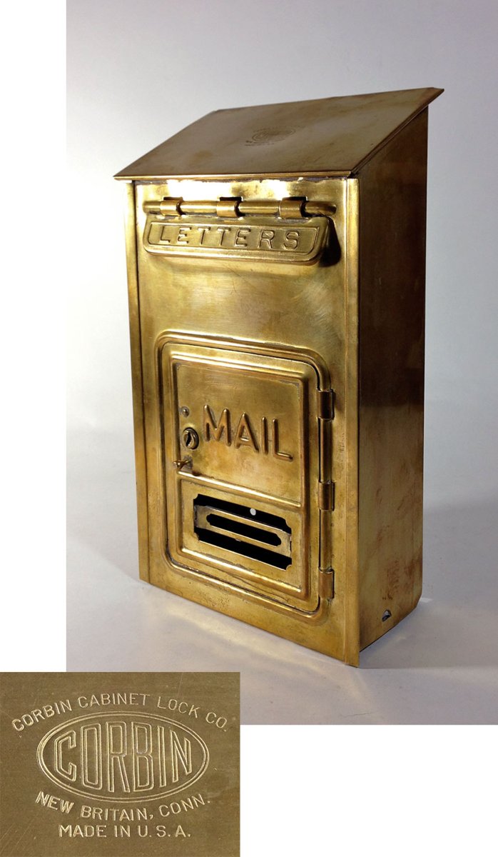 画像1: 1920-30's "CORBIN LOCK CO." Brass Wall Mount Mail Box (1)
