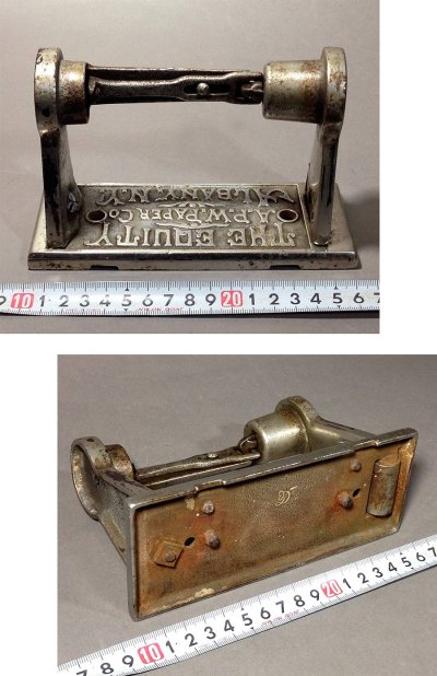 画像2: 1900-1910's "A.P.W PAPER CO. N.Y." Iron Toilet Paper Holder