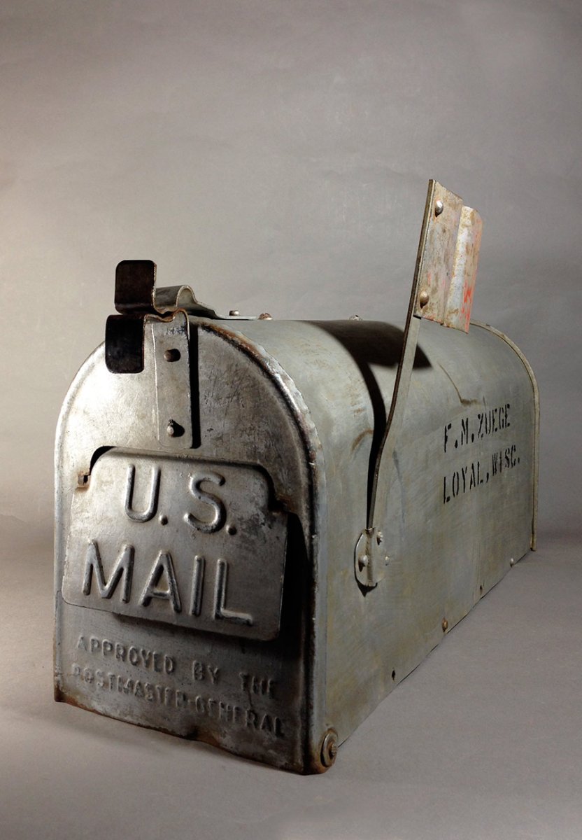 画像1: Early 1920's "Galvanized Steel " RURAL U.S. MAILBOX (1)