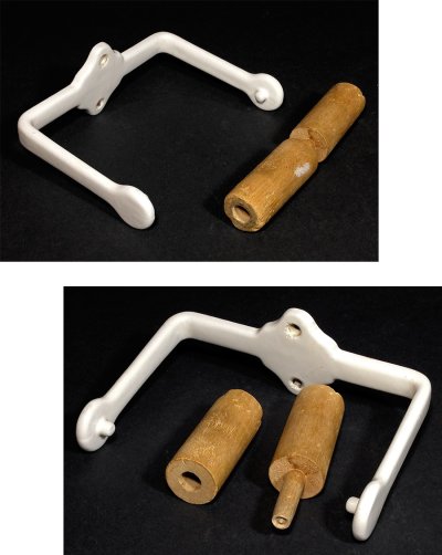 画像2:  1920-40's "Cast-Iron＆Wood" Toilet Paper Holder