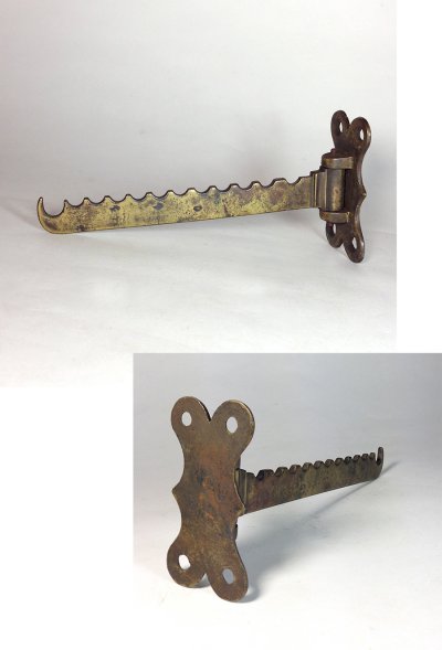 画像1: 1900's Heavy Solid Brass Wall Clothes Hanger