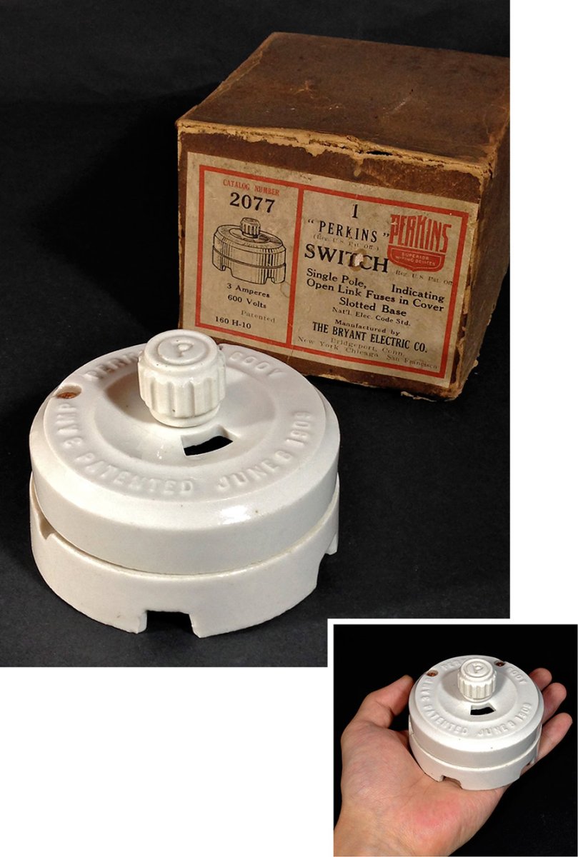 画像1: "特大" 1910-20's Porcelain Turn Switch 【Dead Stock】 (1)