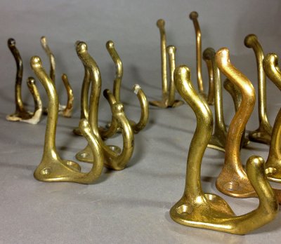 画像1:  Early-1900's Cast Iron "Hat＆Jacket" Hooks【13本set】 