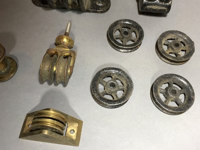 画像2: Early-1900's Cast Iron "Pulleys"