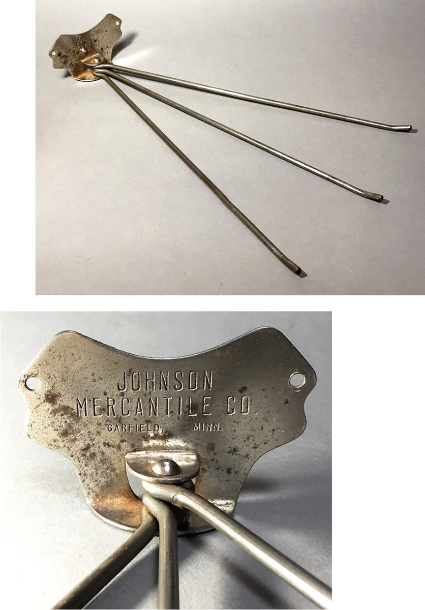 画像1: 1920-40's【Johnson Mercantile Co.】3-Arm Towel Hanger (1)