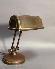 画像2: 1930's Art Deco "Banker" Brass Desk Lamp  (2)