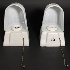 画像7: 1930's Art Deco "STREAMLINE" Bathroom Lamp 【1台】 (7)