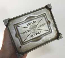 画像5: 1920-30's Art Deco "SKYSCRAPER" Cast Aluminum Ashtray (5)