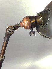 画像5: 1910-20's "O.C.White" Brass Telescopic Desk Lamp (5)