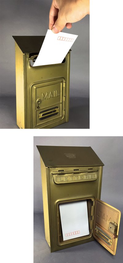 画像1: 1920-30's "CORBIN LOCK CO." Brass Wall Mount Mail Box【Mint Condition】