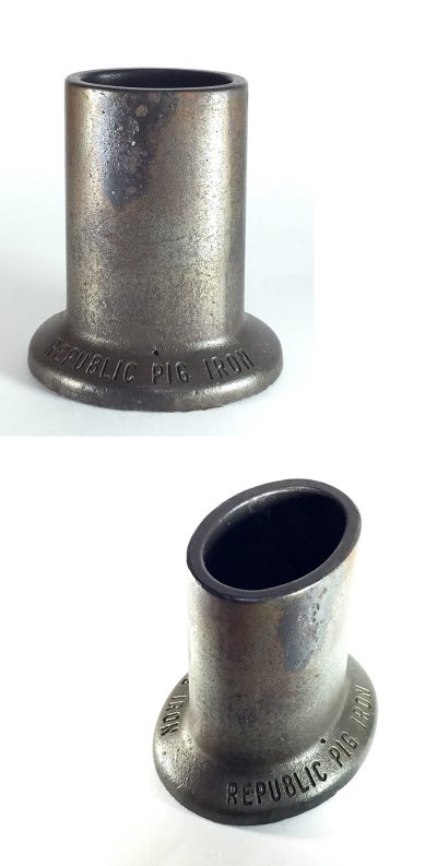 画像2: Early 1900's "Republic Pig Iron" Pen Stand