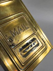 画像5: 1920-30's "CORBIN LOCK CO." Brass Wall Mount Mail Box (5)