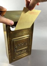 画像6: 1920-30's "CORBIN LOCK CO." Brass Wall Mount Mail Box (6)