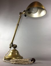 画像3: 1910-20's "O.C.White" Brass Telescopic Desk Lamp (3)