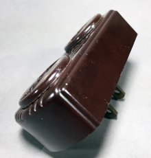 画像3: 1930-40's "Twist Turn Lock" Bakelite 3-Outlet Adapter (3)