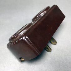画像4: 1930-40's "Twist Turn Lock" Bakelite 3-Outlet Adapter (4)