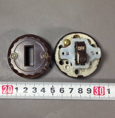 画像3: Art Deco "G.E" Bakelite Switch