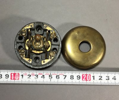 画像3: 1920-30's "Brass＆Porcelain" Toggle Switch