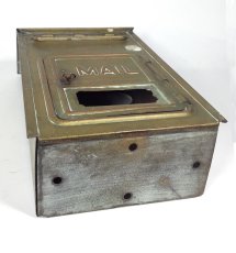 画像10: 1920-30's "CORBIN LOCK CO." Brass Wall Mount Mail Box (10)