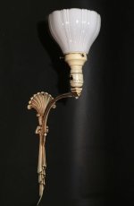 画像1: 1940's Art Deco Wall Mount Sconce w/ Glass Shade (1)