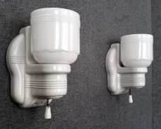 画像5: 1930-40's "2-way" Porcelain Bathroom Lamp【PAIR】 (5)