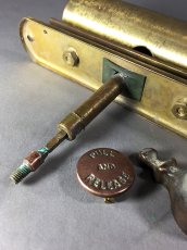 画像4: Around-1900's "Non-Electric" Brass Door Chime w/ Name Plate Holder (4)