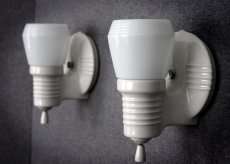画像1: 1930-40's "2-way" Porcelain Bathroom Lamp【PAIR】 (1)