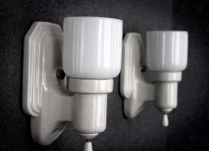 画像5: 1930-40's "2-way" Porcelain Bathroom Lamp【PAIR】 (5)
