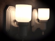 画像6: 1930-40's "2-way" Porcelain Bathroom Lamp【PAIR】 (6)