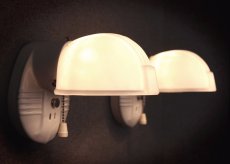 画像2: 1940's Art Deco "Porcelain＆Milk Glass" Bathroom Lamp 【＊残り1台】 (2)