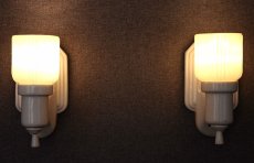 画像6: 1930-40's "2-way" Porcelain Bathroom Lamp【PAIR】 (6)