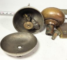 画像12: Early-1900's【BELL】built-in Bell Doorknob "COMPLETE" set (12)