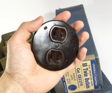 画像9: ＊残り15個＊ 1930-40's Art Deco "G.E." Bakelite Outlet  【デッドストック（バラ売り）】 (9)