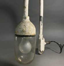 画像2: 1940's "Globe Glass" Grage or Gas Station Light (2)