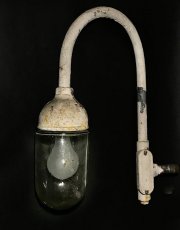 画像1: 1940's "Globe Glass" Grage or Gas Station Light (1)